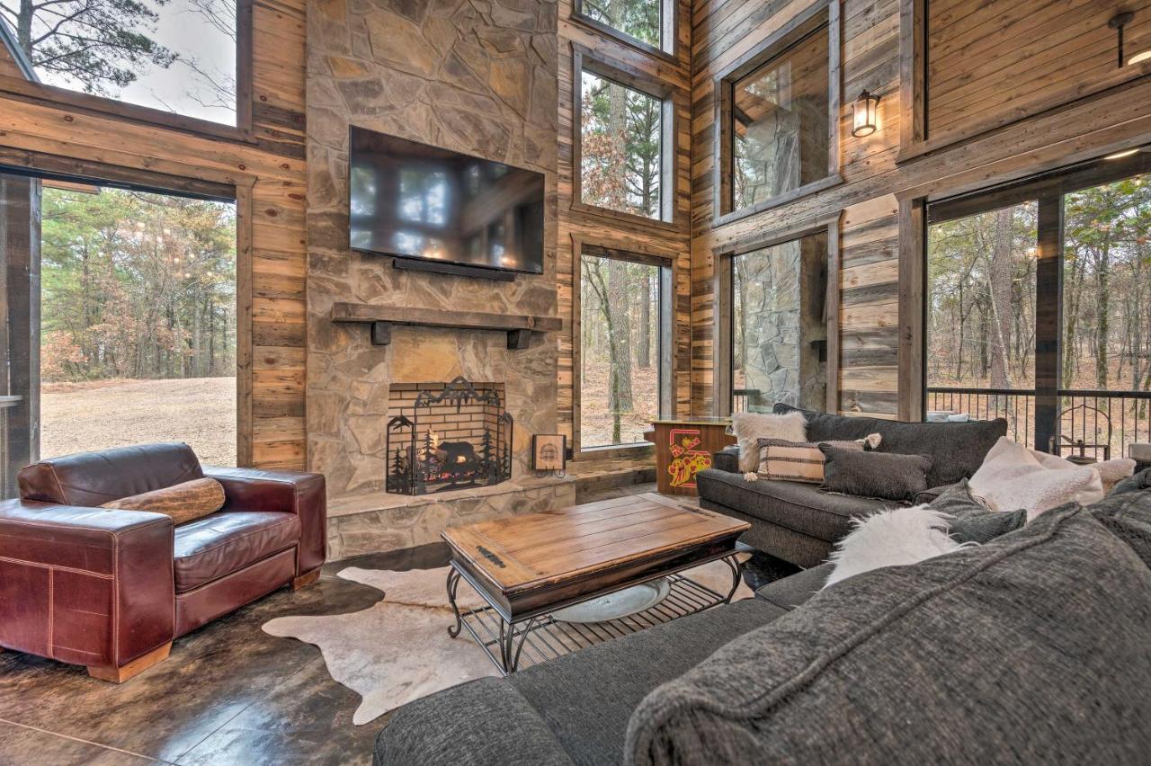ברוקן בו Luxury Cabin In The Woods With Hot Tub And Yard Games! מראה חיצוני תמונה